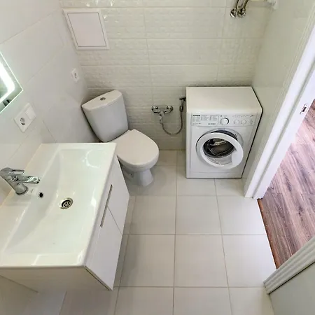 Kamanina 16а/3, Flat 286 * Одесса