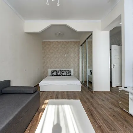 Kamanina 16а/3, Flat 286 Апартаменты *